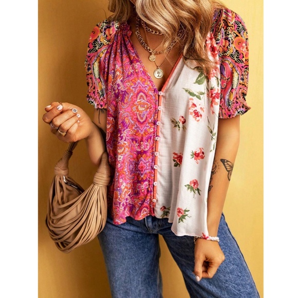 Floral Top Button Down Short Sleeve V-Neck Light and Airy - Picture 2 of 5
